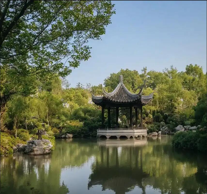 双鸭山梦菡餐饮有限公司